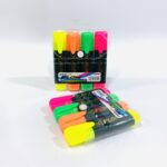 اقلام اظهار FLOW  فسفوري هايلايتر عبوة 4 خطاطات لتمييز العناوين