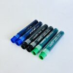 عبوة خطاط سبورة رقيقه طويلة Leely