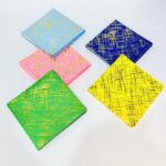 مناديل مناسبة ملونة مع خطوط ذهبية عبوة 20 منديل