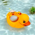 لعبة عائلة بطة حوض استحمام للأطفال مع زواية صوت 3 بطات + بيضة