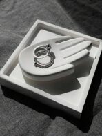 ⁦قالب سيليكون يد صغير لصنع كونكريت والجبس لديكورات المنزل والاعمال اليدوية WFHM77⁩ - الصورة ⁦9⁩