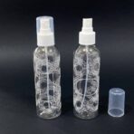 ⁦عبوة بخاخ بلاستيك شفافة نقش اسلامي للمعطرات وماء الورد حجم 210 مل⁩ - الصورة ⁦4⁩