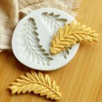 قالب سيليكون بشكل ورقة للأعمال الابداعية والديكور والجبس والزخرفة WFHM77