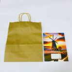 ⁦اكياس هدايا ورقية صادا حجم متوسط دستة 12 كيس مقاس 31*26 سم⁩ - الصورة ⁦3⁩