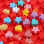 قالب سيلكون مكون من 148 فتحة بشكل نجمة وقلب لصنع الفواحات شموع المعطرة وتزين الشموع وبخور المستكة WFHM77