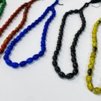 ⁦سبحة 33 حبة بلاستيك مزخرفة بخطوط⁩ - الصورة ⁦2⁩