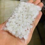 ⁦مجموع حبات لؤلؤ نصف دائري باللون الابيض والسكري بظهر مسطح 1 سم 200 حبة تقريبا⁩ - الصورة ⁦5⁩