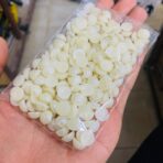 ⁦مجموع حبات لؤلؤ نصف دائري باللون الابيض والسكري بظهر مسطح 1 سم 200 حبة تقريبا⁩ - الصورة ⁦4⁩