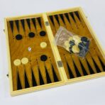 ⁦شطرنج خشبي 3 العاب في 1 مع داما و لعبة طاولة للجمعات العائلية⁩ - الصورة ⁦4⁩