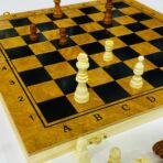 ⁦شطرنج خشبي 3 العاب في 1 مع داما و لعبة طاولة للجمعات العائلية⁩ - الصورة ⁦10⁩