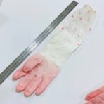 ⁦قفاز غسل الصحون والتنظيف بأكمام طويلة لون وردي لحماية اليدين والاصابع مع بطانه داخلية⁩ - الصورة ⁦3⁩