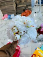 ⁦مجموعة باقة ورد صناعي مشكل 14 وردة للهدايا والمناسبات 3 الوان⁩ - الصورة ⁦4⁩