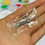 ⁦طقم لعبة اكسسوارات خرز وصنع الاساور للبنات مع 2 لفة خيط و مقص⁩ - الصورة ⁦4⁩