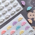 ⁦قالب سيليكون MA93 شكل ورقة نبات البرسيم 24 فتحه لصنع الحلوى و بخور مستكة والكعك⁩ - الصورة ⁦2⁩