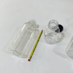 ⁦علب فارغة بلاستيك غطاء اسود شيشة متعددة الاستعمالات عبوة - ربع / نصف / لتر للمناسبات والافراح⁩ - الصورة ⁦3⁩