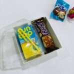 ⁦دستة 10 علب بيضاء غطاء بلاستيك متعدد الاستعمال للكيك وتوزيعات خلوط العيد والمناسبات⁩ - الصورة ⁦8⁩