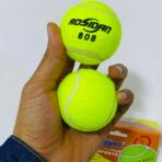 ⁦مجموعة كرة تنس ارضي 3 كرات باللون الفسفوري⁩ - الصورة ⁦2⁩