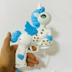 ⁦لعبة بنات مسدس فقاعات يونيكورن الكتروني بالبطاريات 10 فتحات من عمر 3 سنوات⁩ - الصورة ⁦2⁩