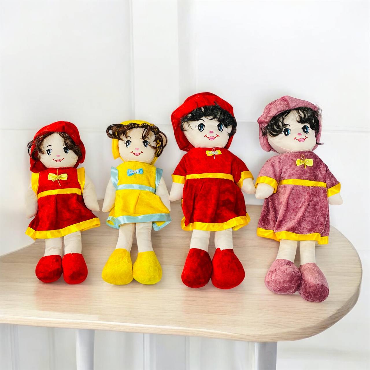 photo_7_2025-03-12_15-47-54 عروسة دمية صوف لعبة بنات مع قبعة 2 أحجام - الصورة 1