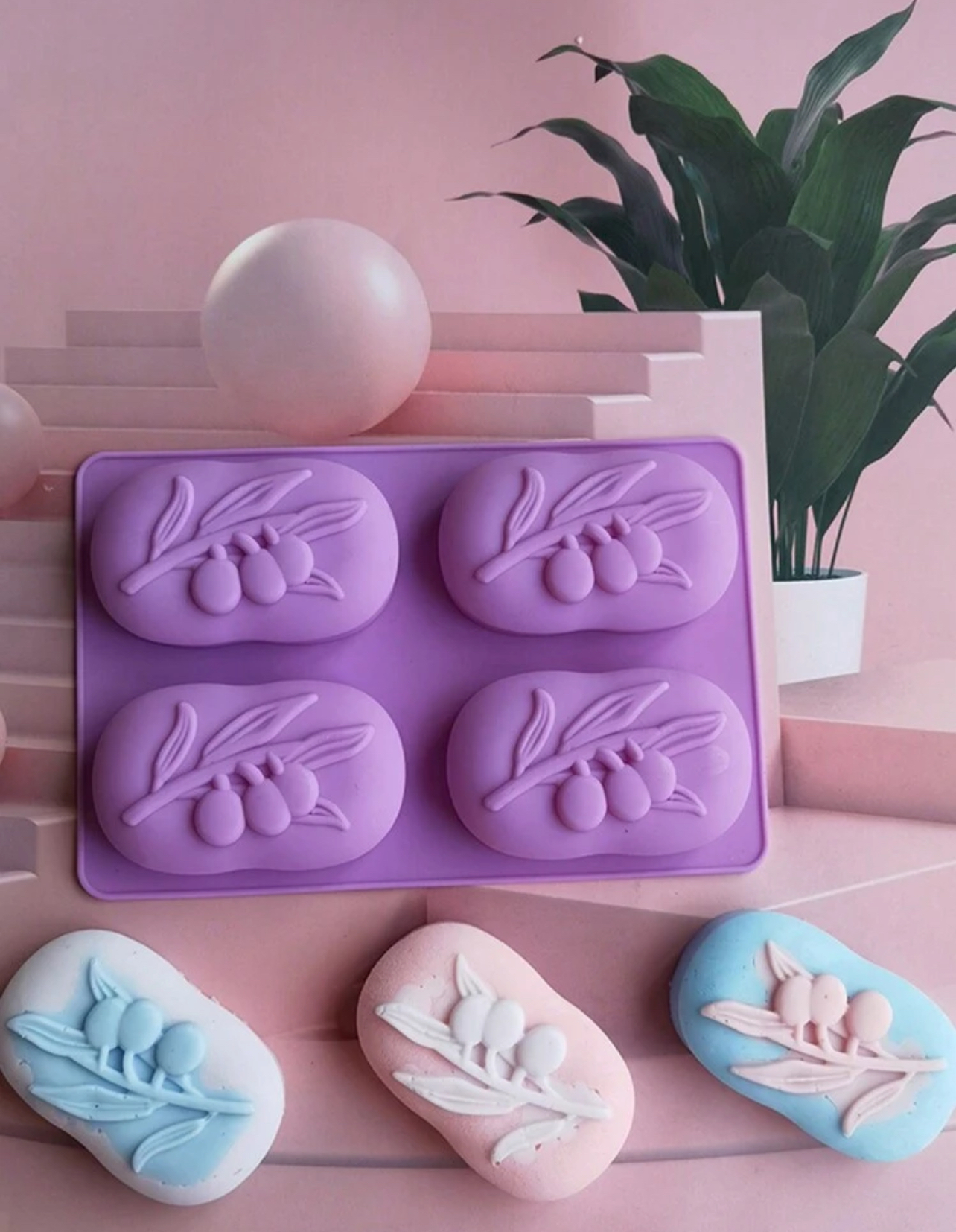 IMG_7085 قالب سيلكون مكون من 4 فتحات بشكل شجرة الزيتون لصنع الصابون WFHM77 - الصورة 1