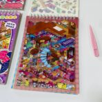 ⁦دفتر ملصقات عالم ثلاثي الابعاد كيرومي / ميلودي ، طوابع شفافة مع غرف الديكور⁩ - الصورة ⁦4⁩