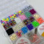 ⁦طقم لعبة صنع اكسسوارات واسوارات بنات مع 2 بكرات خيط⁩ - الصورة ⁦2⁩