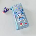 ⁦مقلمة شفافة كيرومي مع ميدالية بـ 3 ألوان تصميم جميل⁩ - الصورة ⁦10⁩