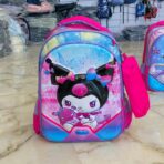 ⁦حقيبة مدرسية مناسبة صف اول / روضة مع مقلمة رسومات : كيرومي - ايلسا - صوفيا⁩ - الصورة ⁦7⁩