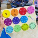 ⁦سبورة تعليم درس الكسور الخشبية، مناسب لمعلمات الرياضيات والدورات⁩ - الصورة ⁦2⁩