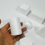 ⁦فوم أشكال هندسية مجسمات 7 أشكال , فلين خفيف ، هرم , كرة , اسطوانة , مكعب , متوازي الأضلاع , خماسي⁩ - الصورة ⁦2⁩