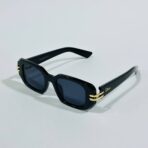 ⁦نظارة شمسية نسائية تصميم شبيه Dior مع حافظة حماية⁩ - الصورة ⁦3⁩