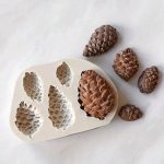 قالب سيلكون علي شكل مخروط الصنوبر WFHM77