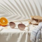 نظارة شمسية نسائية BVLGARI فراشة جانبية - تدرج بني بدون إطار مع حافظة حماية