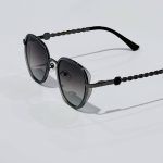 نظارة شمسية نسائية مع حافظة حماية