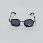 ⁦نظارة شميبة رجالية مع حافظة حماية⁩ - الصورة ⁦4⁩